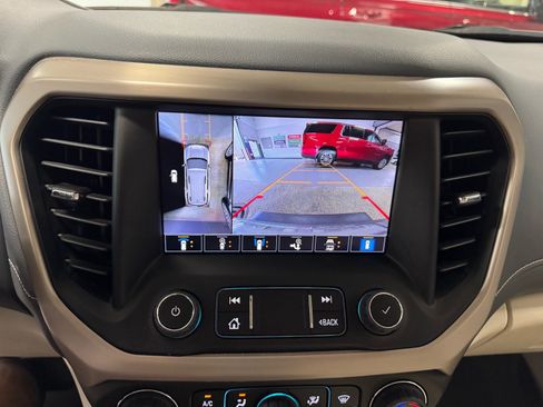 Used 2023 GMC Acadia Denali w/ Denali Ultimate Package AWD/4WD image 33