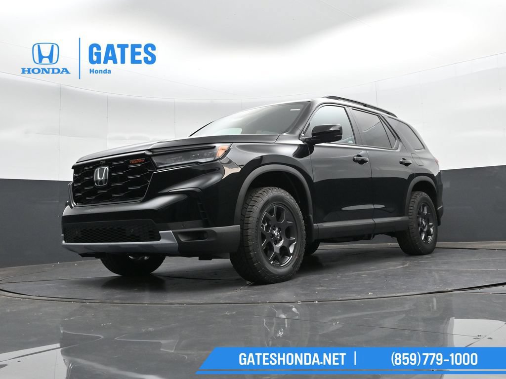 Certified 2025 Honda Pilot TrailSport image 47