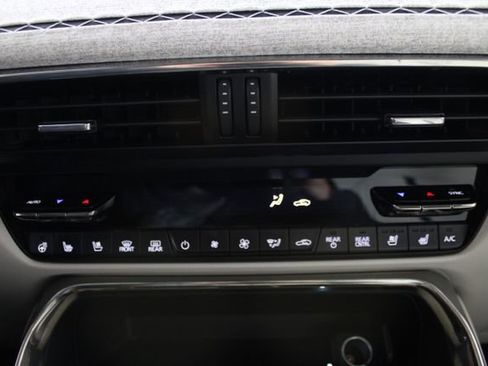 Used 2024 MAZDA CX-90 3.3 Turbo S w/ Premium Plus image 17