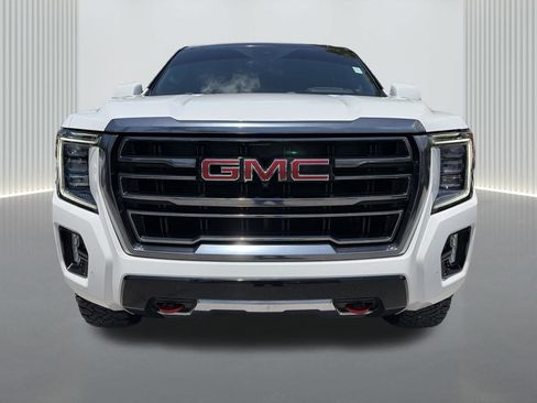 Used 2023 GMC Yukon AT4 w/ Technology Package AWD/4WD image 1