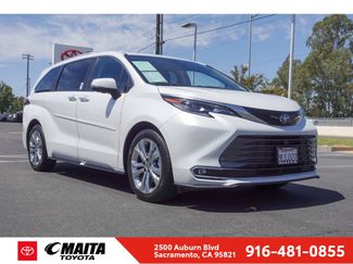 Certified 2024 Toyota Sienna Platinum FWD video 1