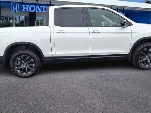 Certified 2025 Honda Ridgeline Sport image 9