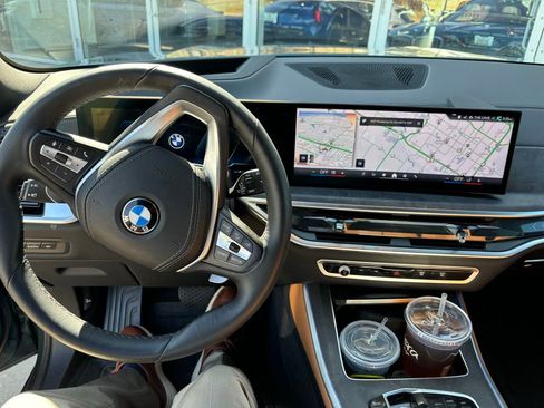 Used 2025 BMW X5 xDrive40i image 15