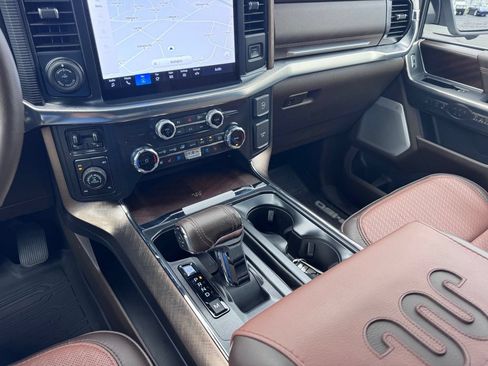 Used 2025 Ford F150 King Ranch w/ FX4 Off-Road Package AWD/4WD image 39