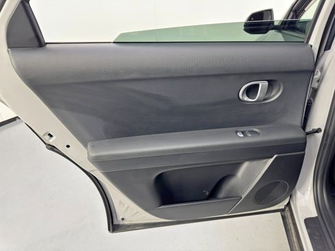 Used 2024 Hyundai Ioniq 5 SE image 40