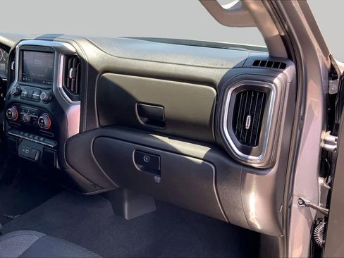 Used 2022 Chevrolet Silverado 1500 LT AWD/4WD image 19