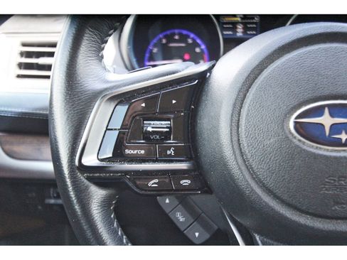 Used 2019 Subaru Outback 3.6R Touring AWD/4WD image 15