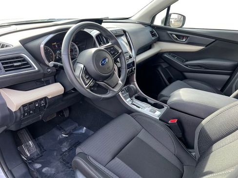 Used 2019 Subaru Ascent Premium image 12