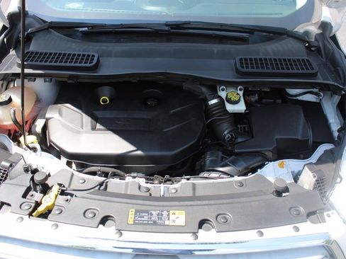 Used 2018 Ford Escape Titanium AWD/4WD image 30