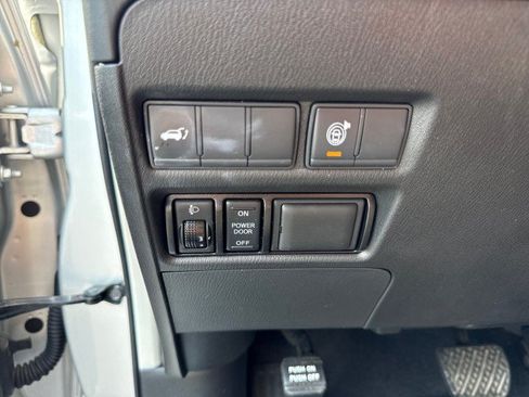 Used 2018 Nissan Armada SL w/ Premium Package RWD image 22