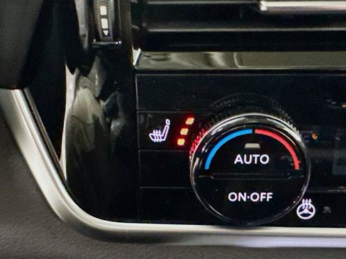 New 2026 Nissan Rogue Platinum image 20