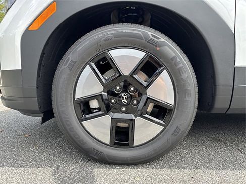 New 2026 Hyundai Santa Fe SEL image 11