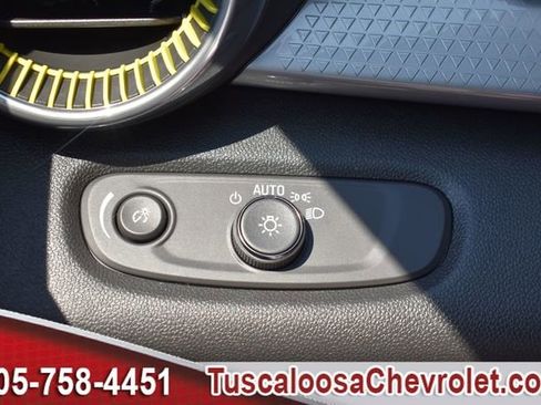 New 2026 Chevrolet Trax LT w/ Midnight Edition FWD image 30