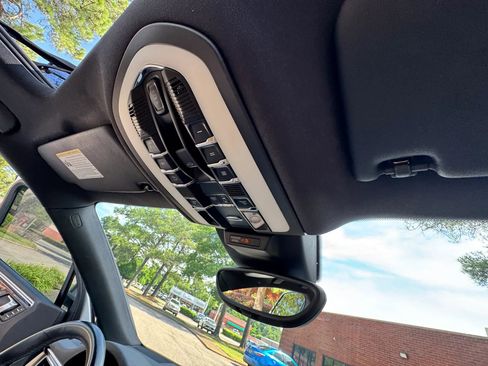Used 2017 Porsche Macan S AWD/4WD image 22