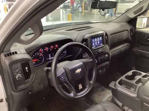 Used 2020 Chevrolet Silverado 1500 W/T w/ WT Fleet Convenience Package image 9