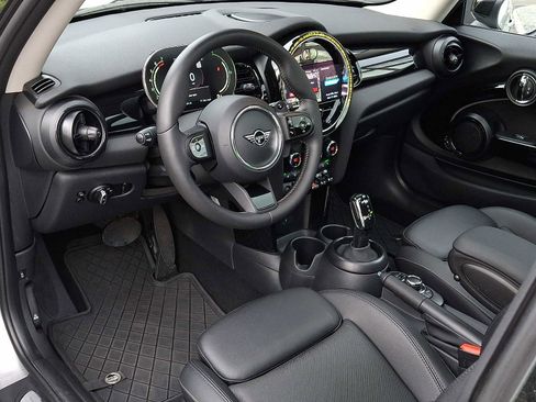 Used 2024 MINI Cooper S FWD image 10