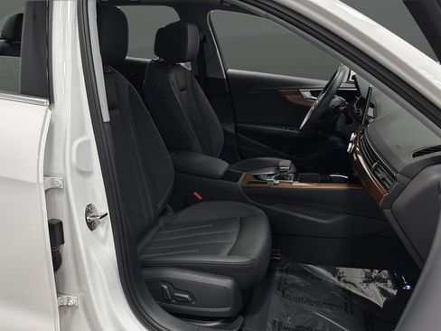 Used 2023 Audi A4 2.0T Premium w/ Convenience Package image 24