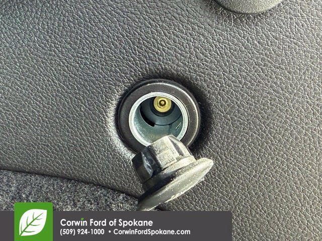 Used 2015 Jeep Grand Cherokee Limited w/ Luxury Group II AWD/4WD image 20