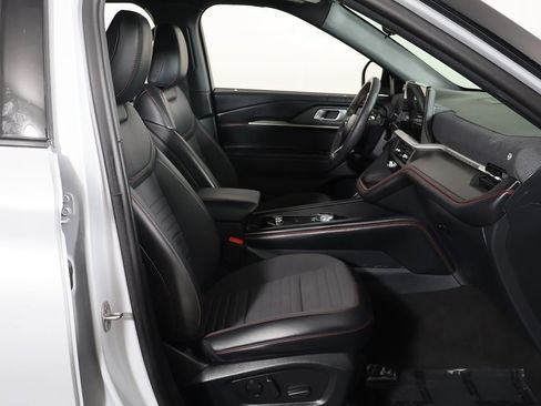 Used 2026 Ford Explorer ST-Line AWD/4WD image 27