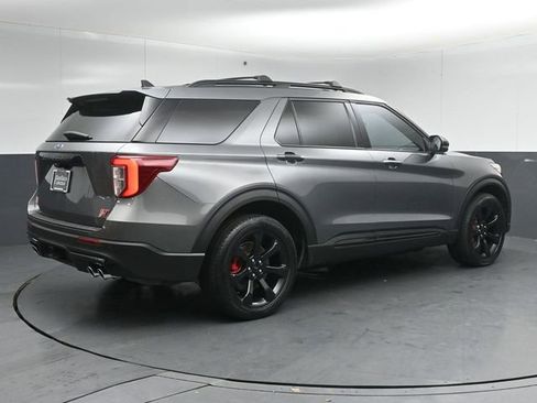 Used 2023 Ford Explorer ST w/ Equipment Group 401A image 7