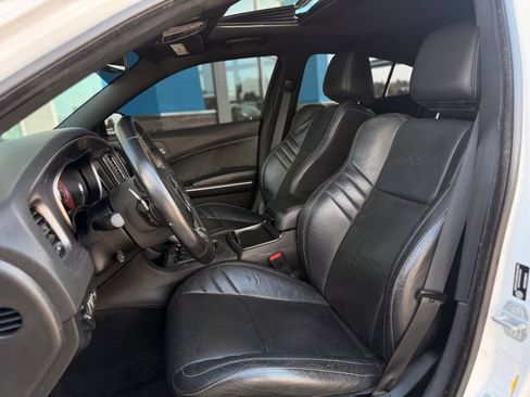 Used 2016 Dodge Charger SRT Hellcat RWD image 19