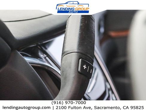 Used 2016 Cadillac Escalade ESV 4WD image 19