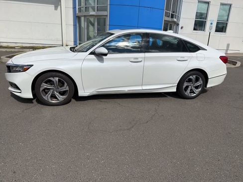 Used 2019 Honda Accord EX image 3