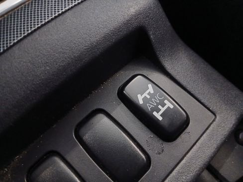 Used 2011 Mitsubishi Lancer Evolution GSR image 15