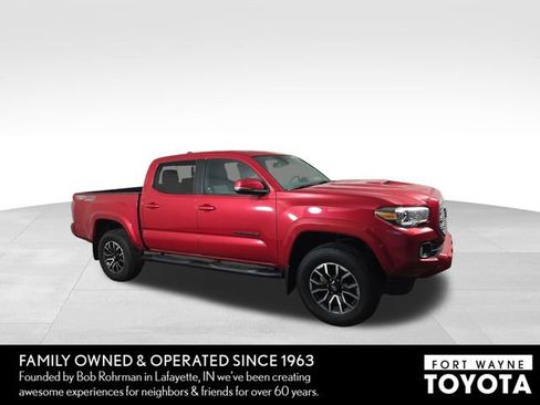 Used 2021 Toyota Tacoma TRD Sport w/ Technology Package AWD/4WD image 5