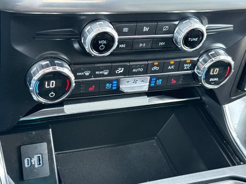 Used 2021 Ford F150 Lariat RWD image 22