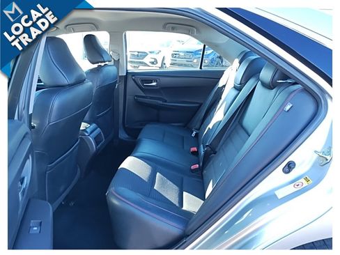Used 2017 Toyota Camry SE image 39