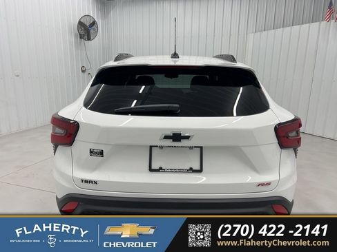 New 2026 Chevrolet Trax RS w/ Driver Confidence Package image 4