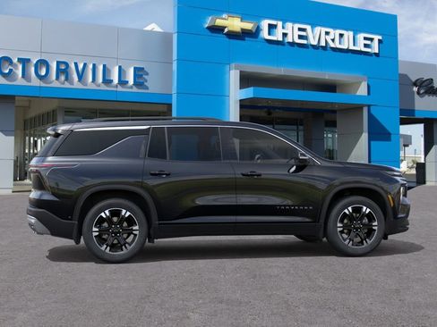 New 2027 Chevrolet Traverse LT w/ Sun and Wheel Package FWD image 5