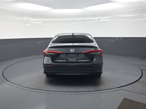Used 2024 Honda Civic Sport image 4
