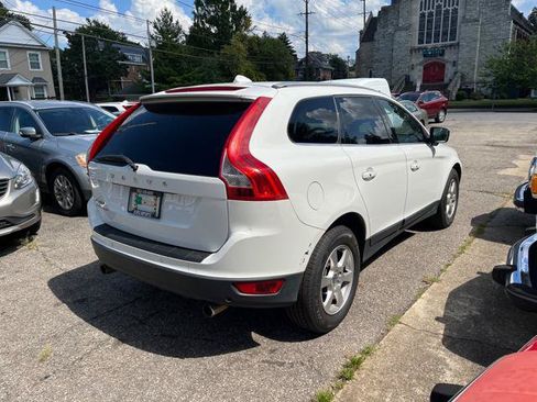 Used 2012 Volvo XC60 3.2 Premier FWD image 5