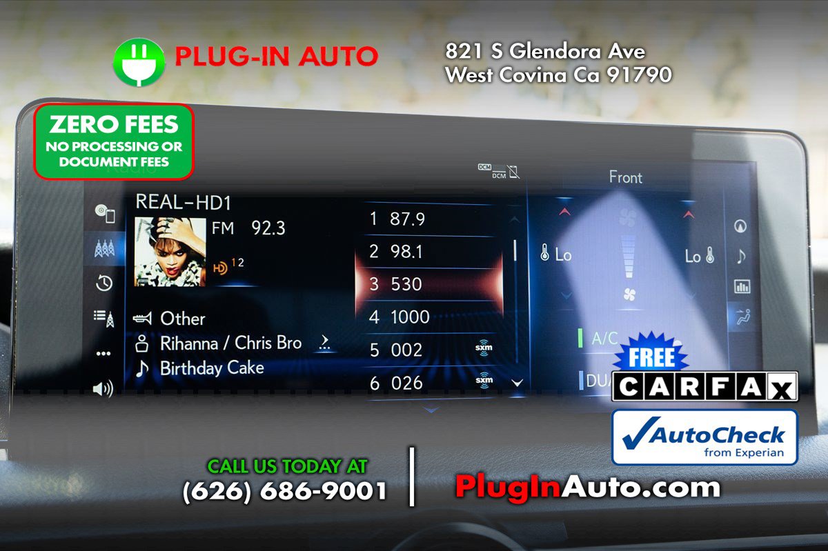 Used 2023 Lexus IS 500 w/ Accessory Package RWD image 35