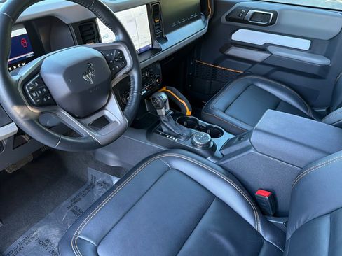 Used 2023 Ford Bronco Badlands AWD/4WD image 11