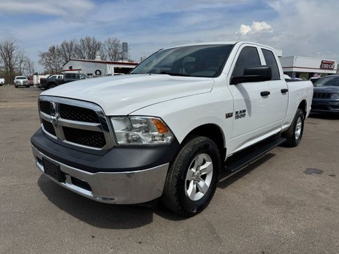 Used 2017 RAM 1500 ST w/ SXT Appearance Group AWD/4WD image 1