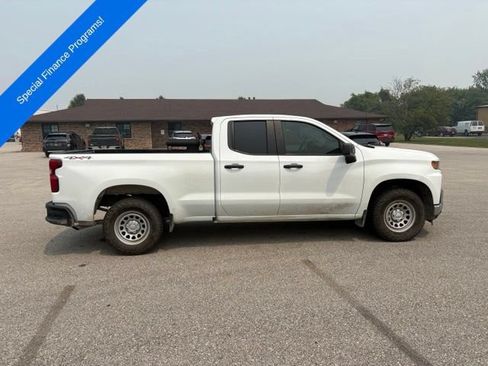 Used 2021 Chevrolet Silverado 1500 W/T w/ WT Value Package AWD/4WD image 8