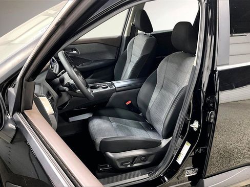 Used 2023 Nissan Rogue SV image 20