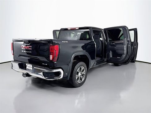 Used 2023 GMC Sierra 1500 SLE image 23