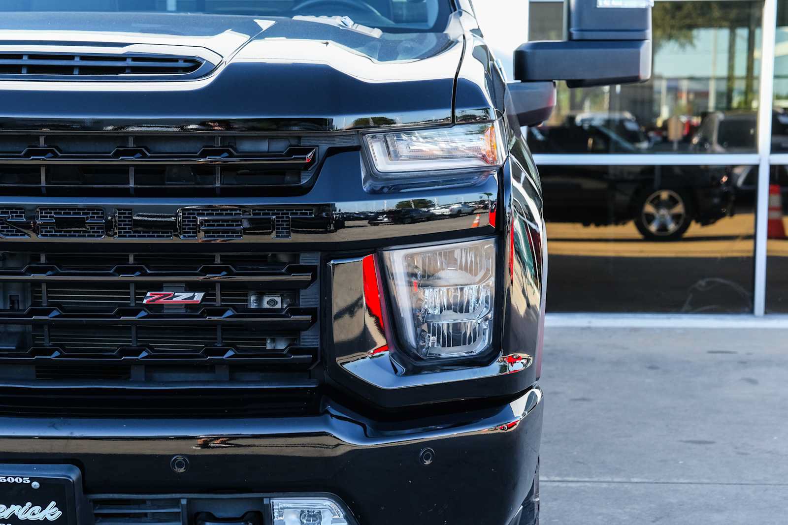 Used 2022 Chevrolet Silverado 2500 LTZ w/ LTZ Plus Package AWD/4WD image 6