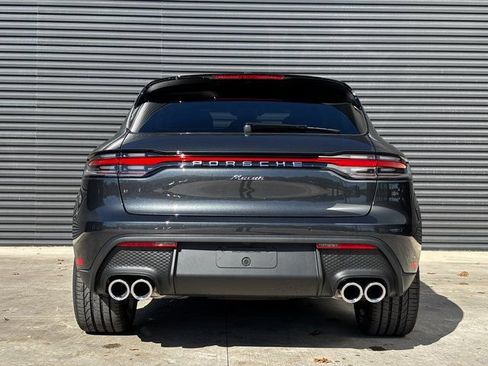 Certified 2026 Porsche Macan AWD/4WD image 6