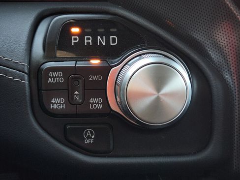 Used 2024 RAM 1500 Limited AWD/4WD image 24