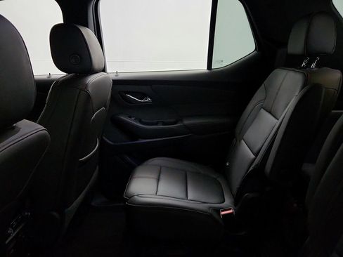 Used 2023 Chevrolet Traverse RS FWD image 23