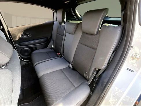 Used 2020 Honda HR-V Sport image 19