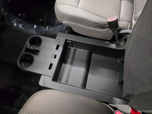 Used 2016 Ford F150 XLT w/ Trailer Tow Package image 27