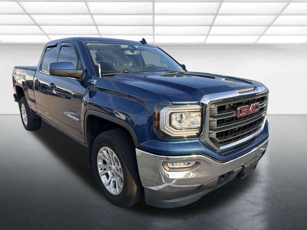 Used 2017 GMC Sierra 1500 SLE w/ SLE Value Package AWD/4WD image 1