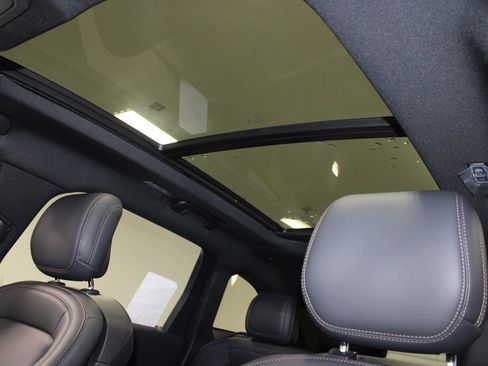 New 2025 Lincoln Nautilus Premier w/ Equipment Group 102A image 60