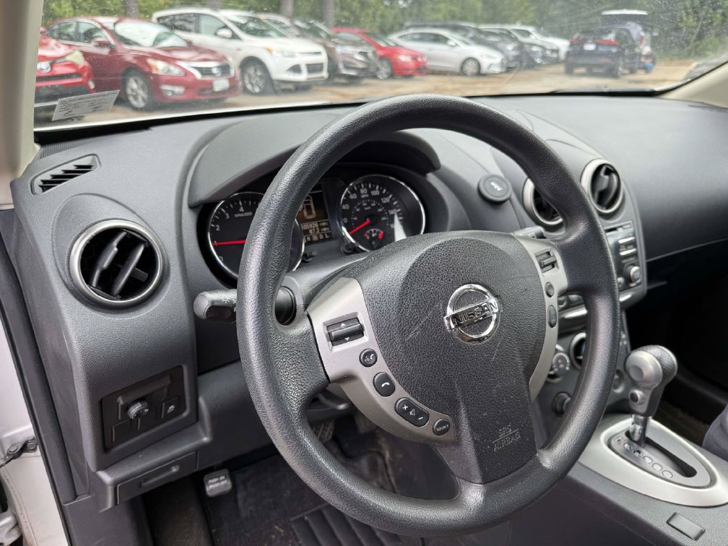 Used 2015 Nissan Rogue S w/ Convenience Package FWD image 7